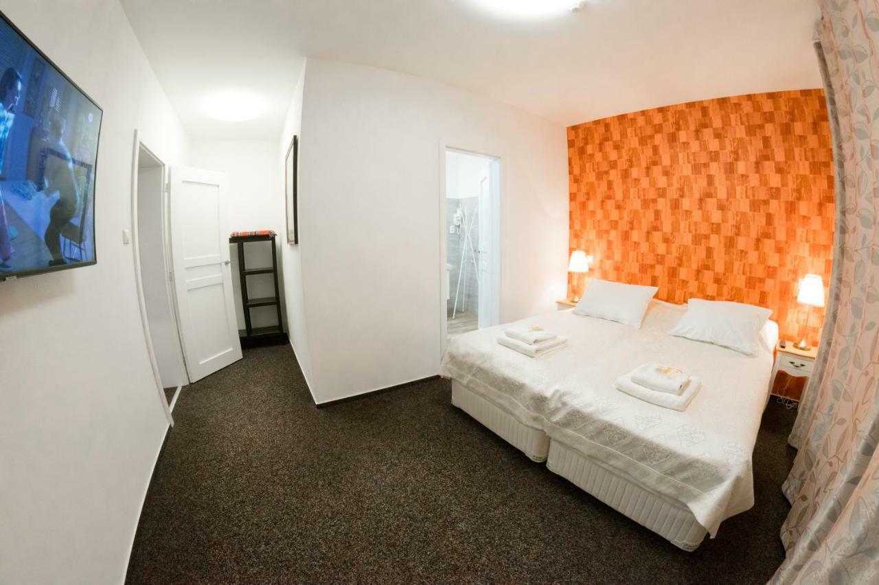 Villa Centrum Apartmany S Ranajkami A Saunou Martin Eksteriør billede