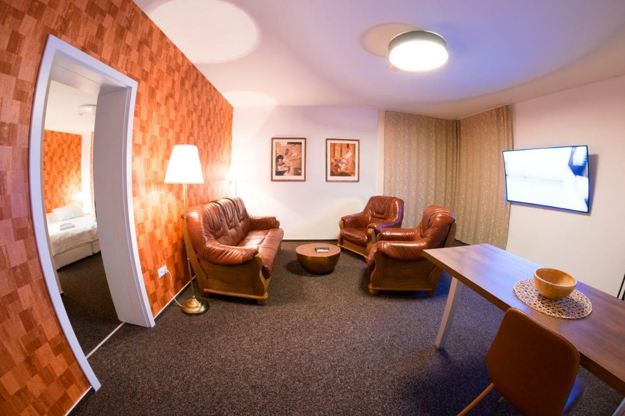 Villa Centrum Apartmany S Ranajkami A Saunou Martin Eksteriør billede